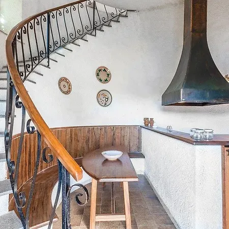 Torre S.antonio * סנטה קתרינה דלו איאוניו